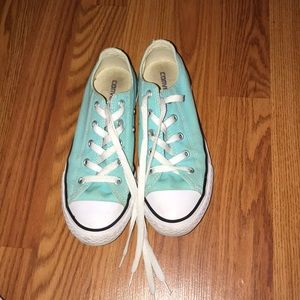 Pair of Converse ⭐️